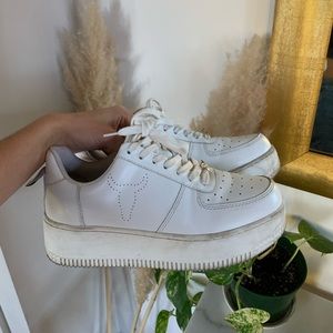 WINDSOR SMITH SNEAKERS